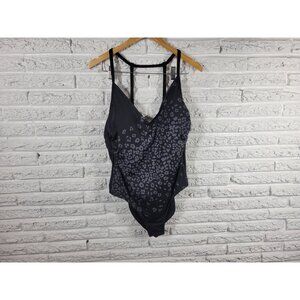 Kona Sol Womens Swimsuit 20W Plus One Piece Black Animal Print ANI78E